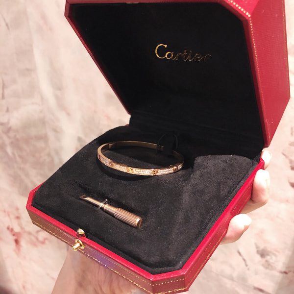 Fake cartier love bracelet real gold