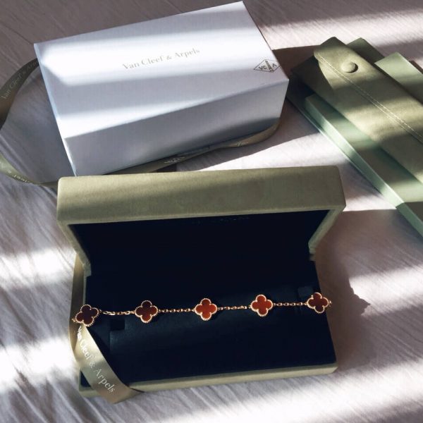 Replica Van cleef & arpels Vintage Alhambra bracelet, 5 motifs, real gold