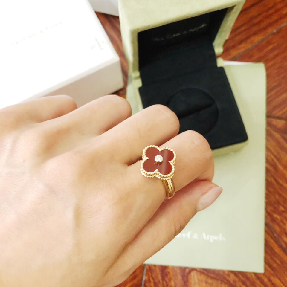 van cleef alhambra ring price