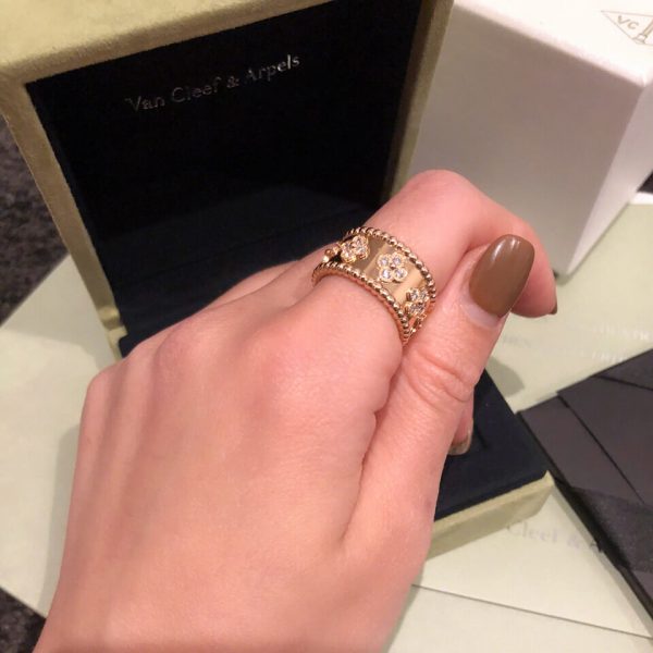 Fake Van cleef & arpels perlee ring real gold