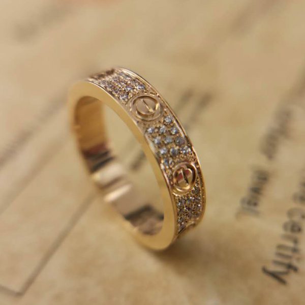 Replica Cartier love ring paved diamonds