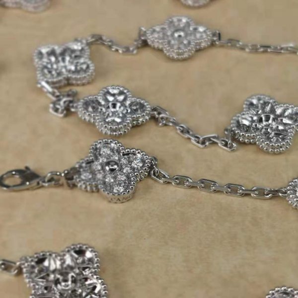fake van cleef Vintage Alhambra long necklace, 20 motifs