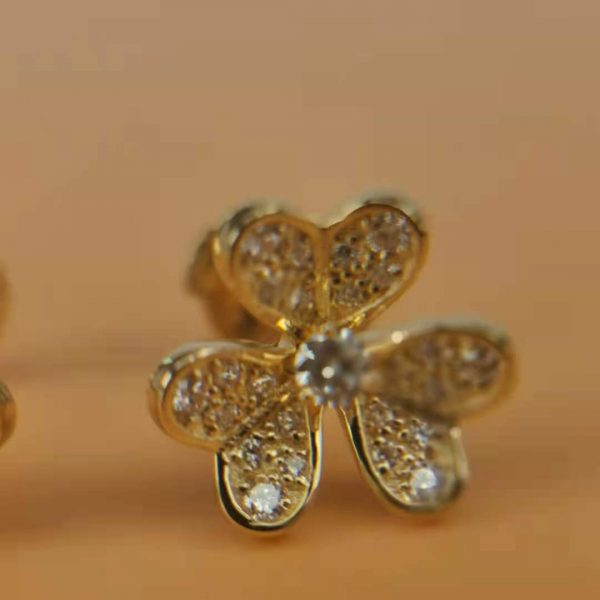 fake van cleef arpels Frivole earrings, mini model