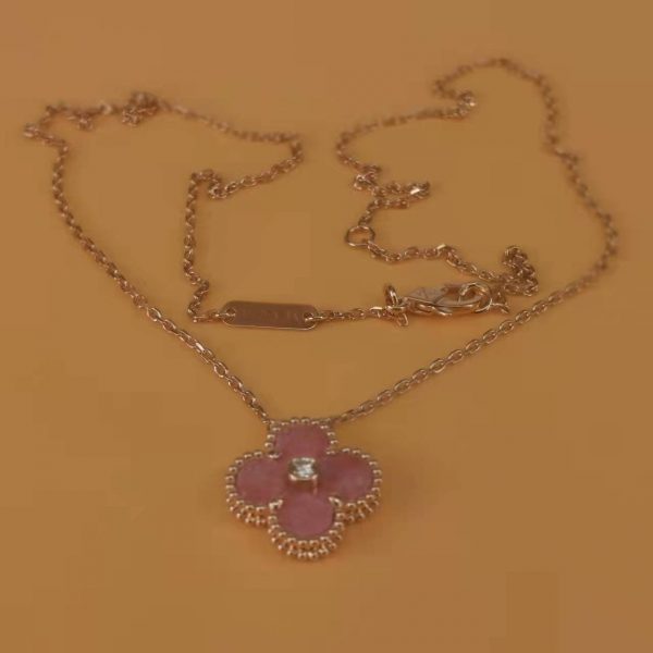 fake Vintage Alhambra pendant, Rose gold, Diamond, Rhodonite
