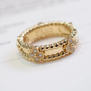 Fake van cleef arpels Perlée sweet clovers ring