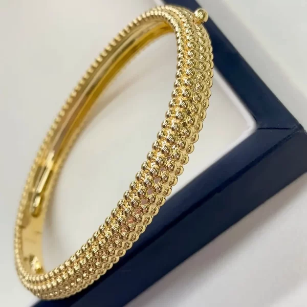 fake van cleef perlee bracelet