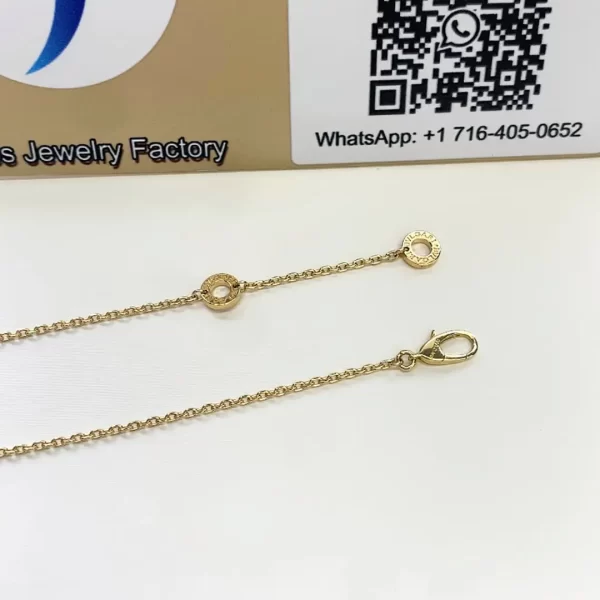 18k gold Bulgari Serpenti Viper Necklace fake