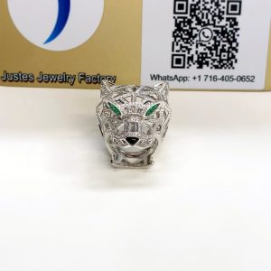 Panthère de Cartier ring fake